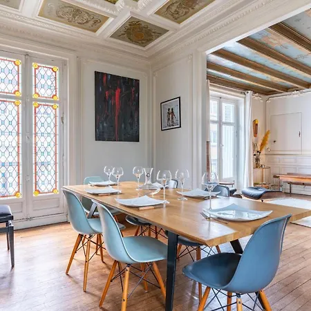 Holiday home Maison D'exception En Plein Coeur De Nantes